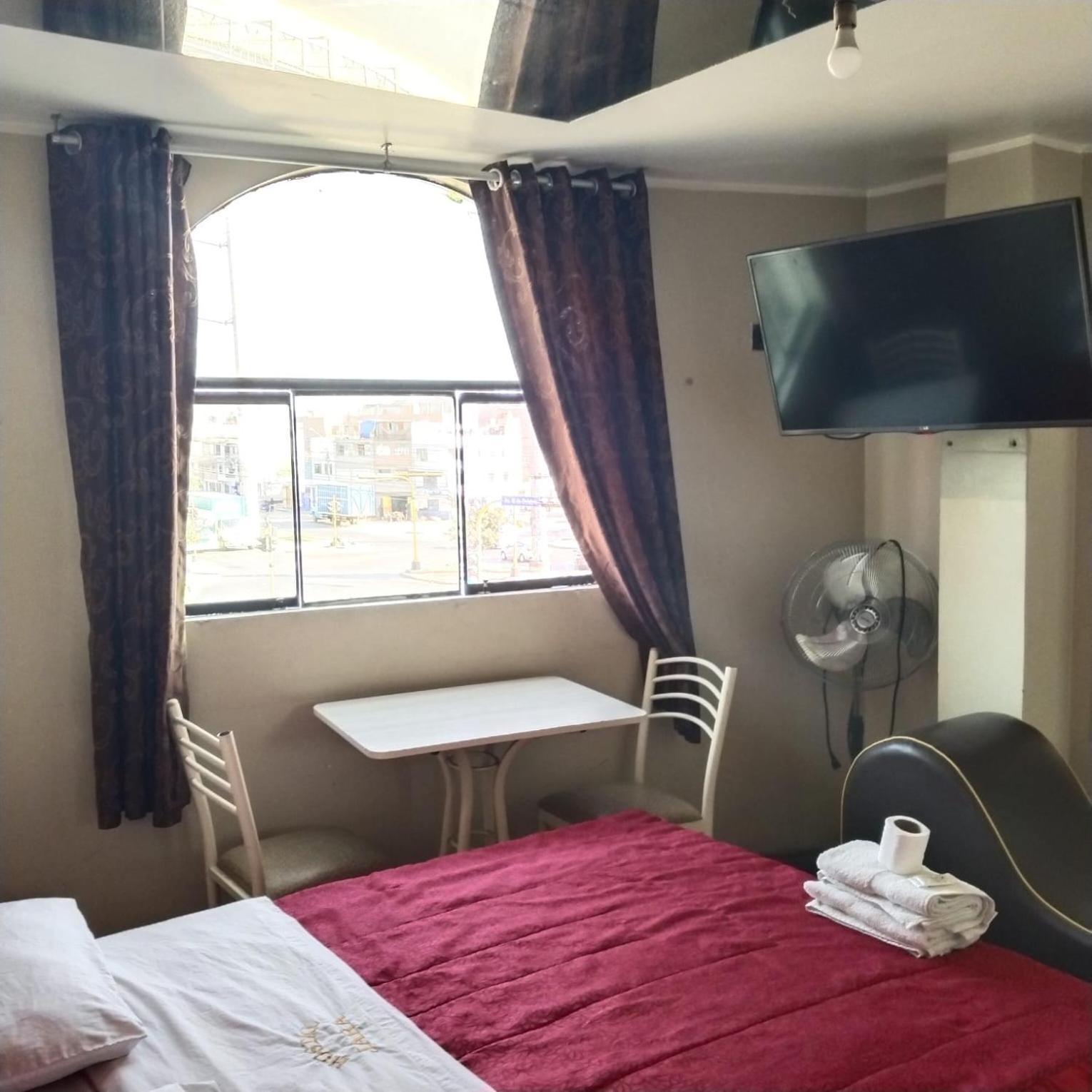 Hostal Jara Lima Zewnętrze zdjęcie
